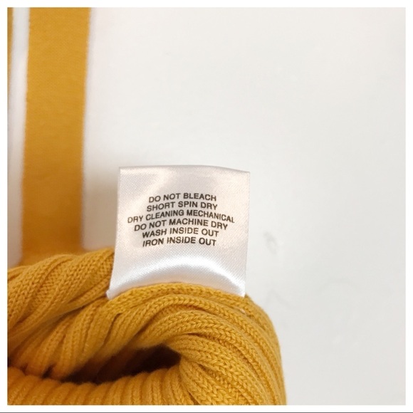 Vatanika Body Language Set Size 4 - Picture 8 of 13